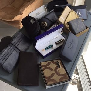 Men’s wallets / checkbook cover / eyeglass cases